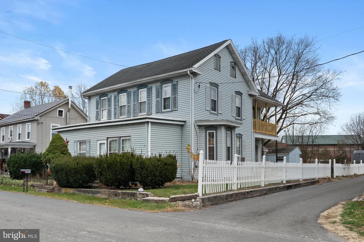 3876 Lincoln Street photo 34