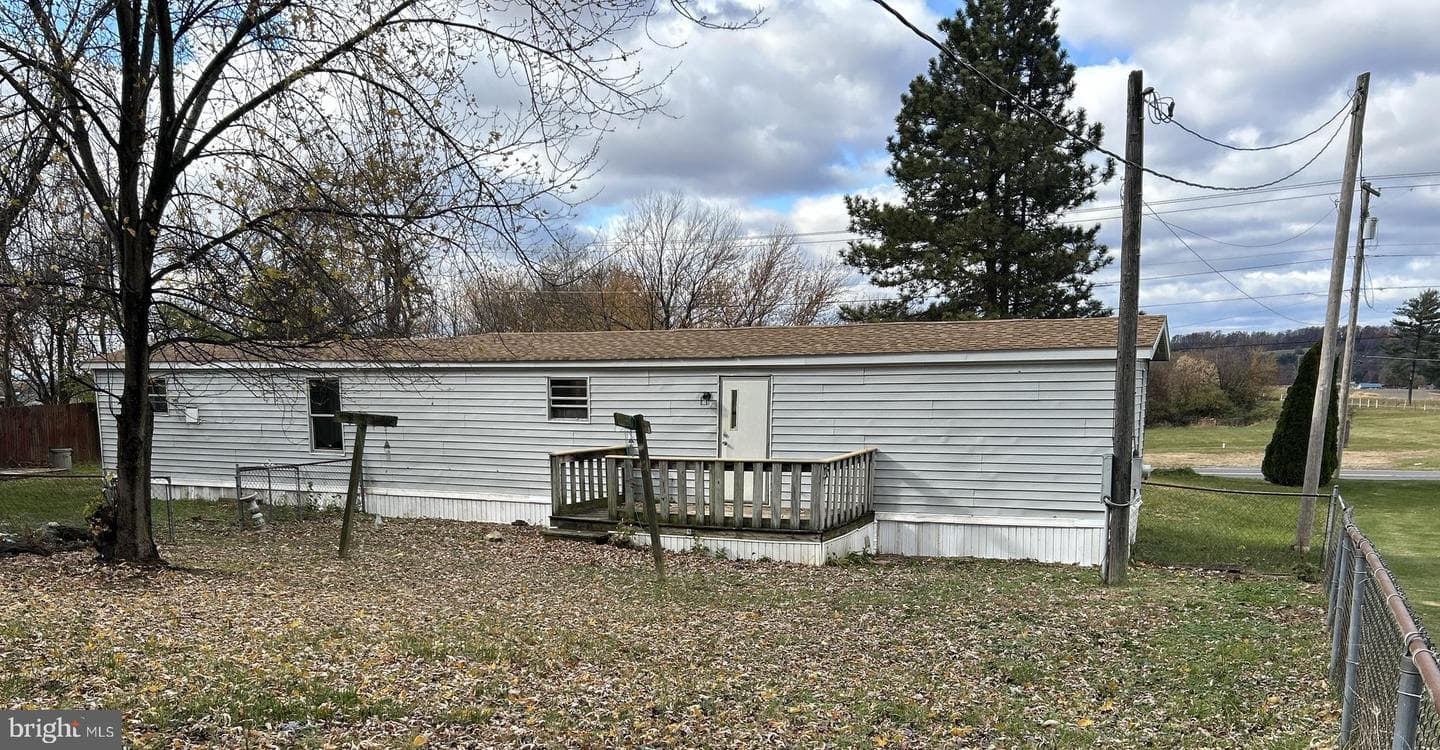 7078 Slabtown Road photo 2