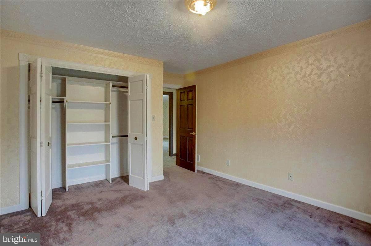 1015 Buchanan Trail East photo 48