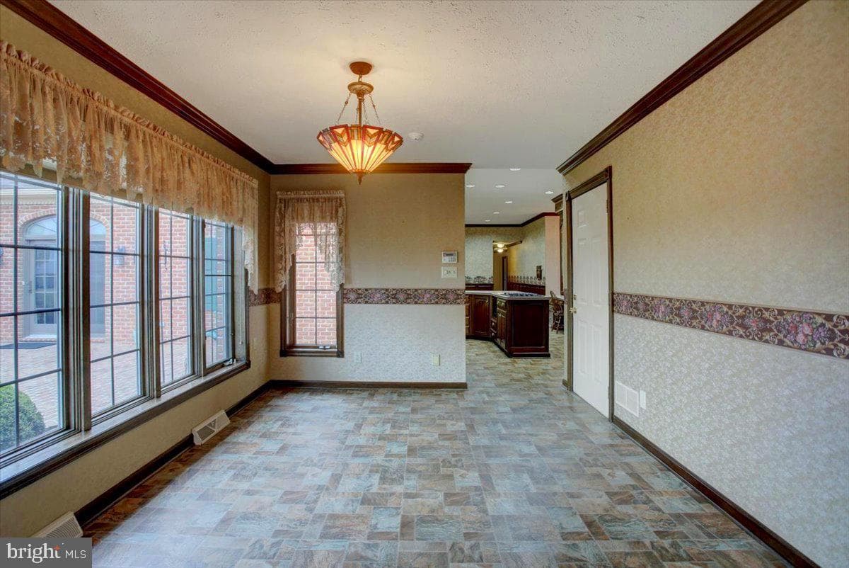 1015 Buchanan Trail East photo 52