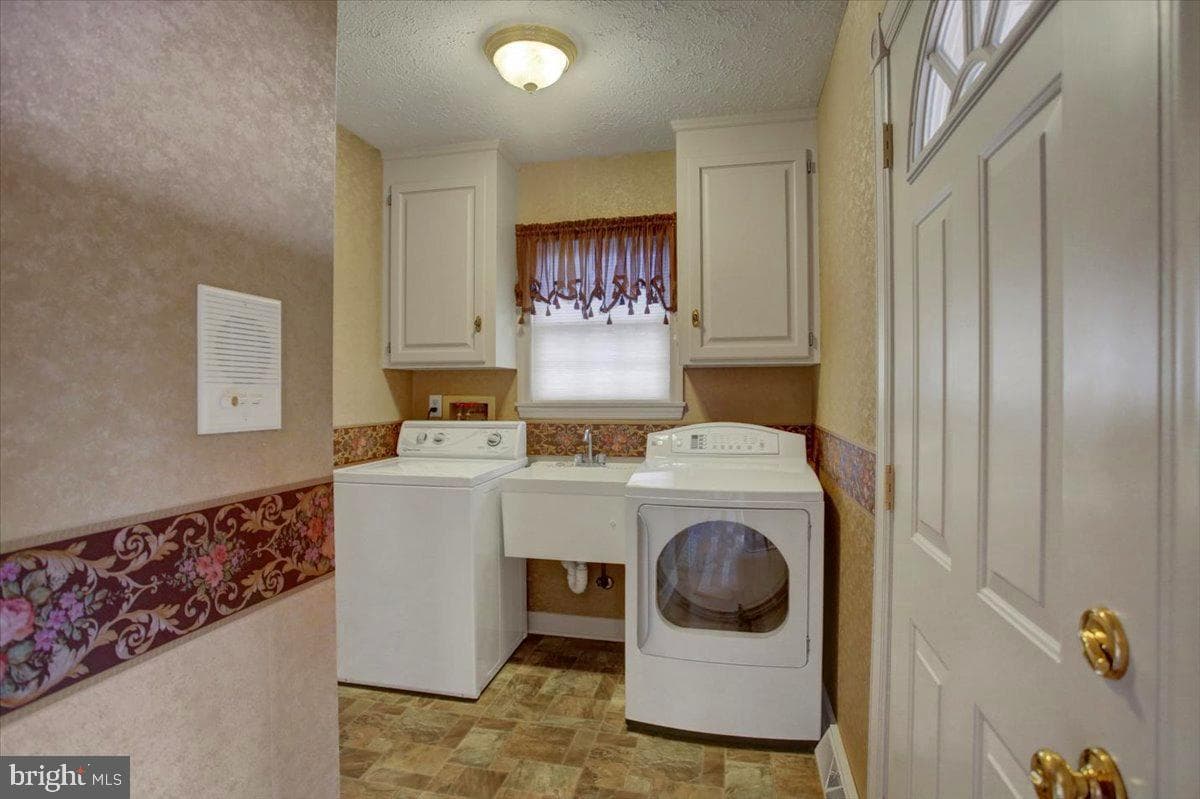 1015 Buchanan Trail East photo 53