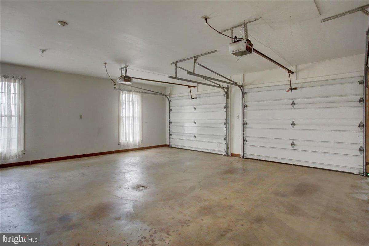1015 Buchanan Trail East photo 55