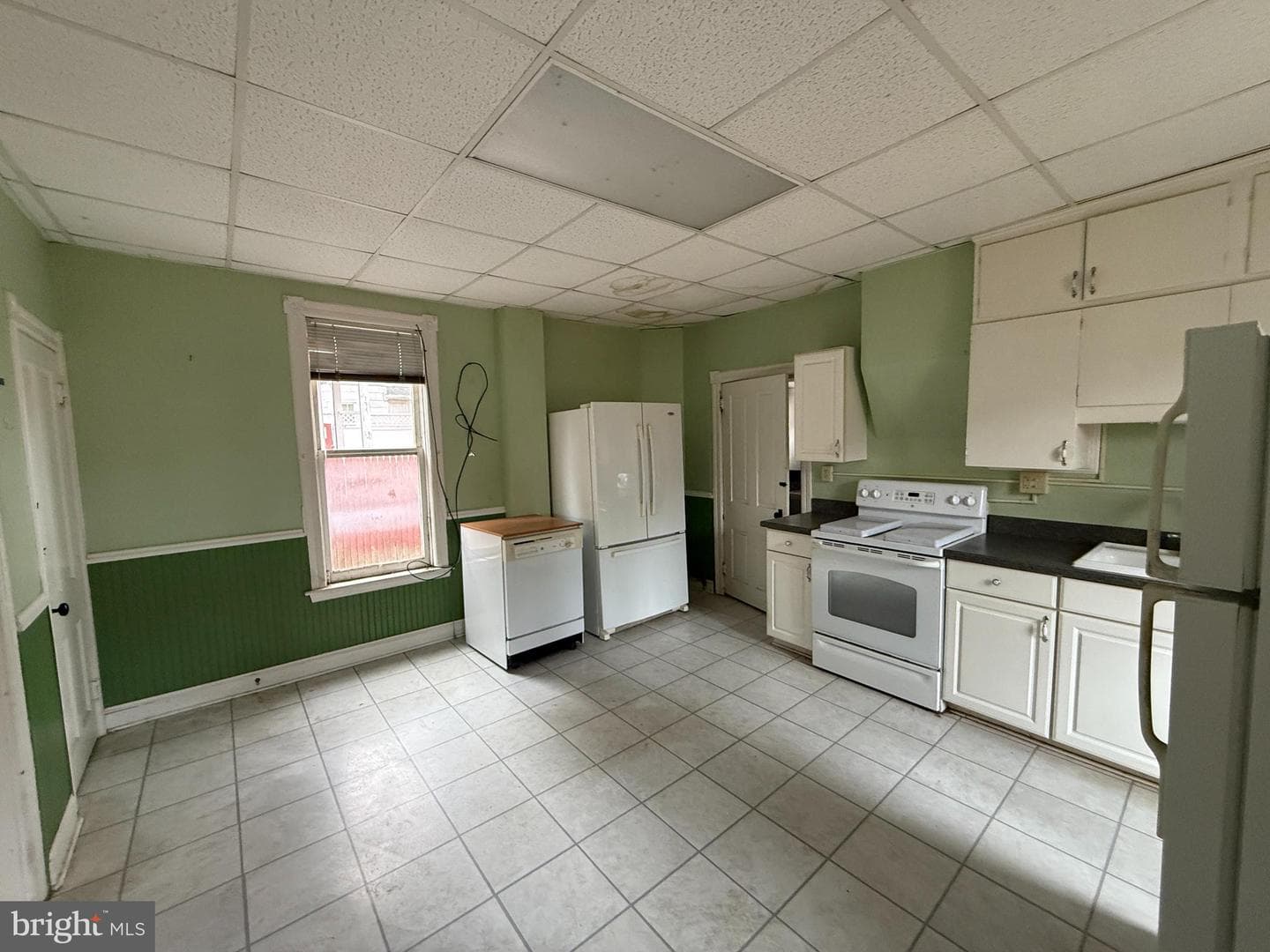 34 Clayton Avenue photo 6