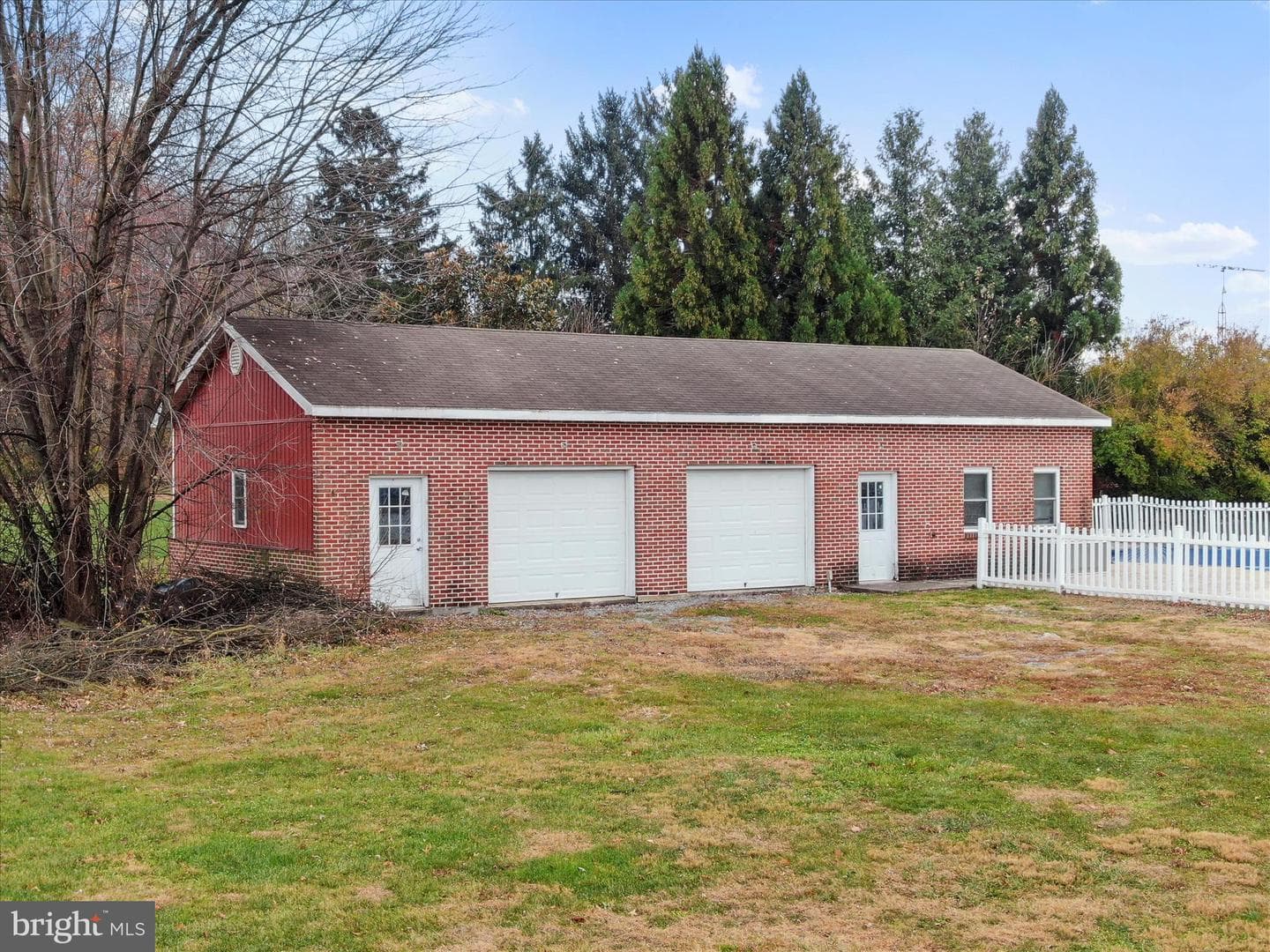 9931 Mcclanahan Road photo 4