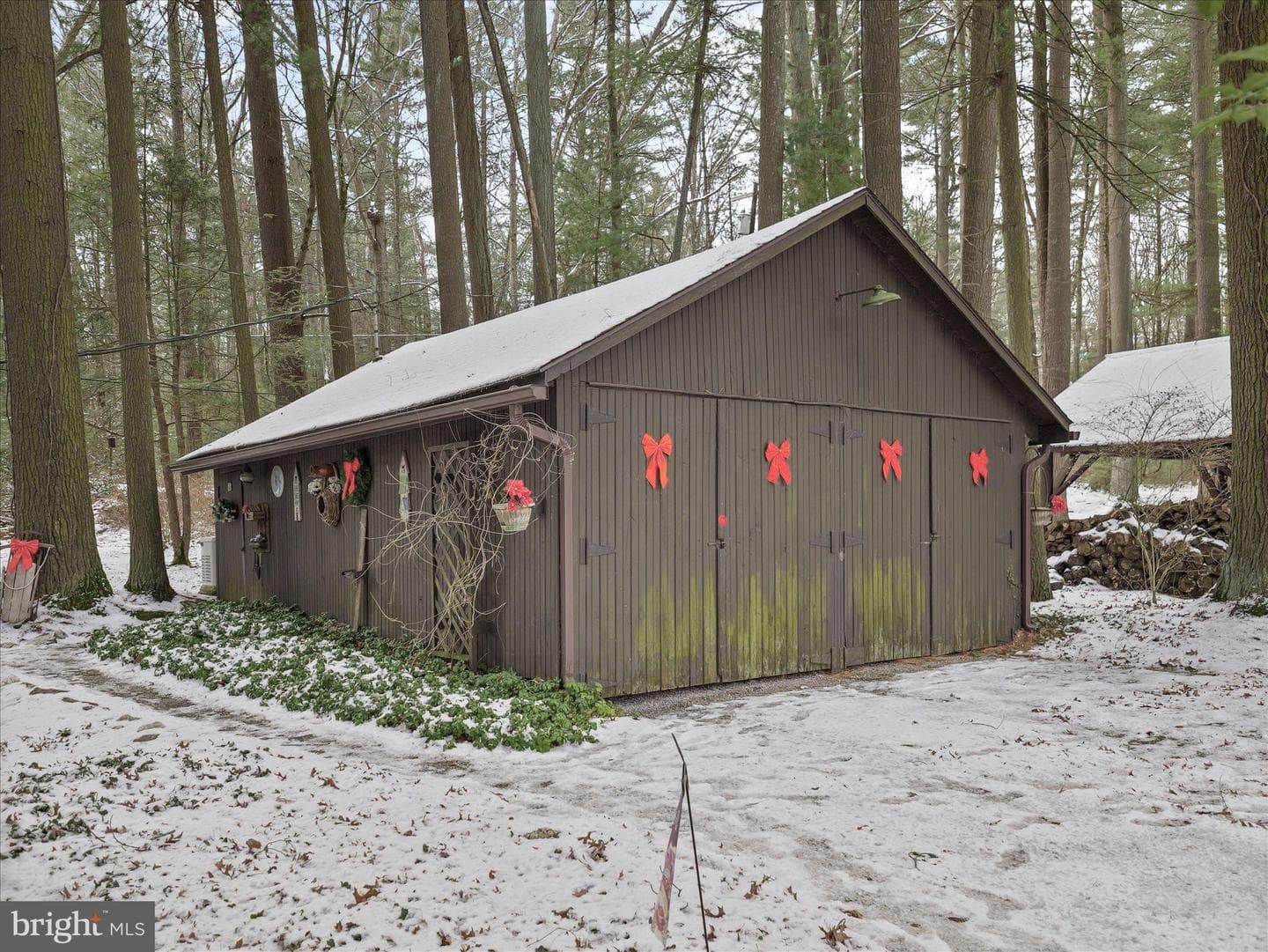 10086 Golf Course Road photo 32