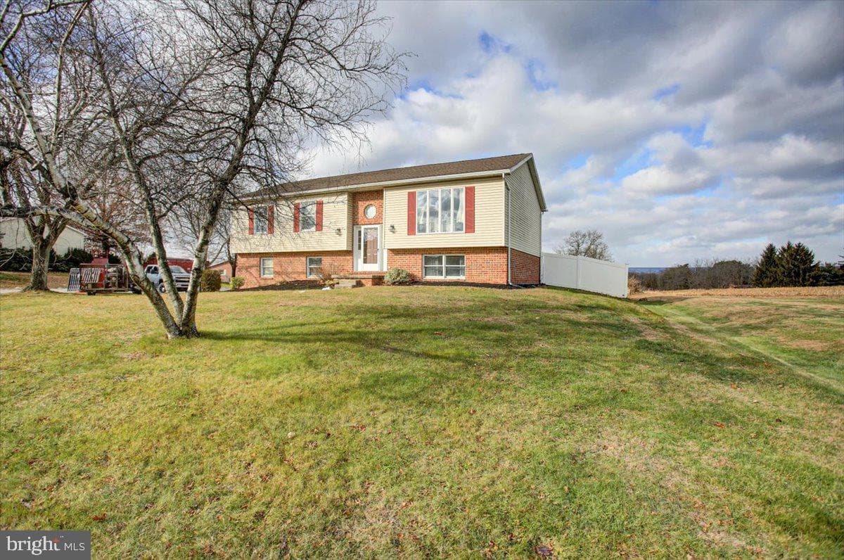 601 Kittatinny Drive photo 2