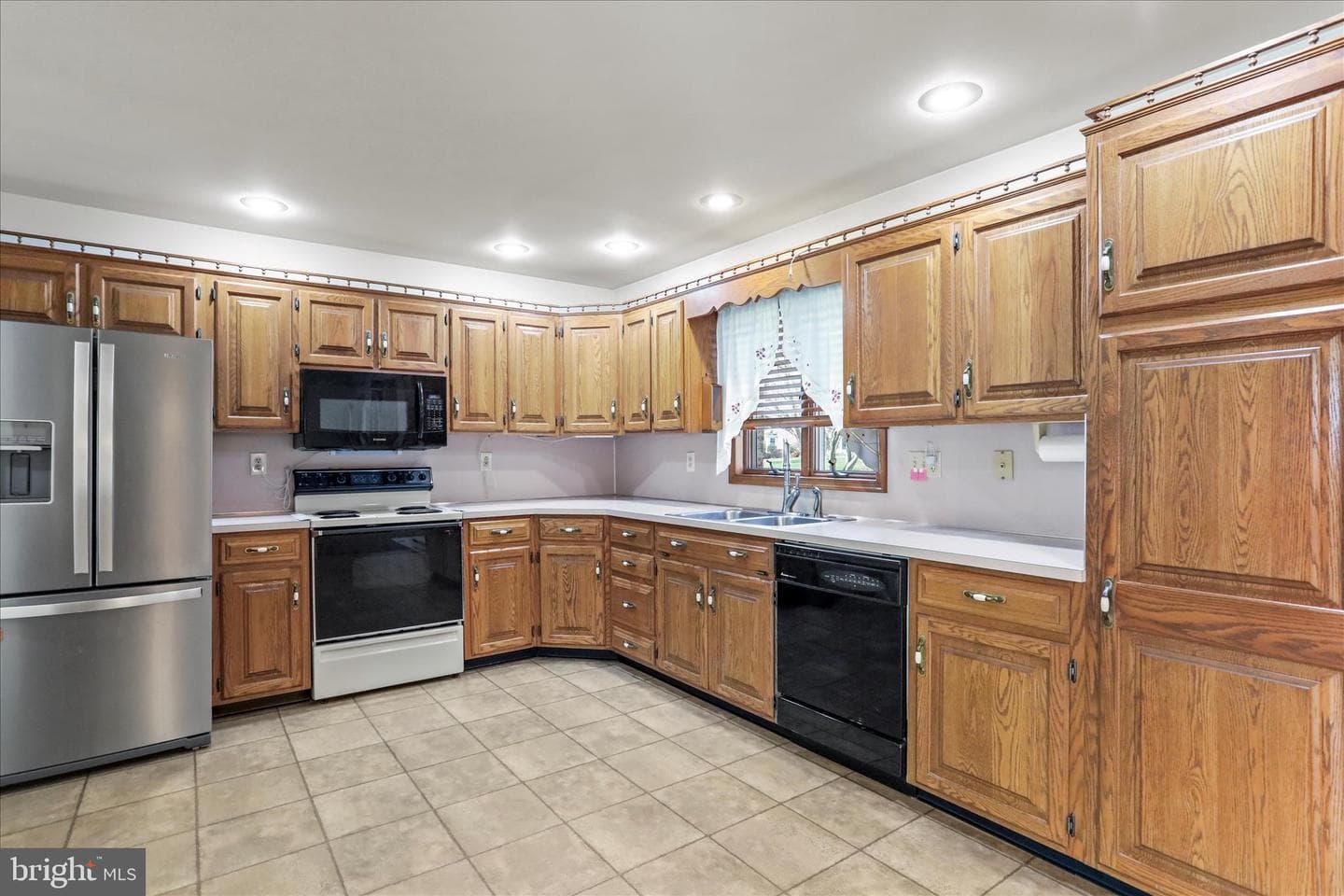 2419 McCleary Drive photo 18