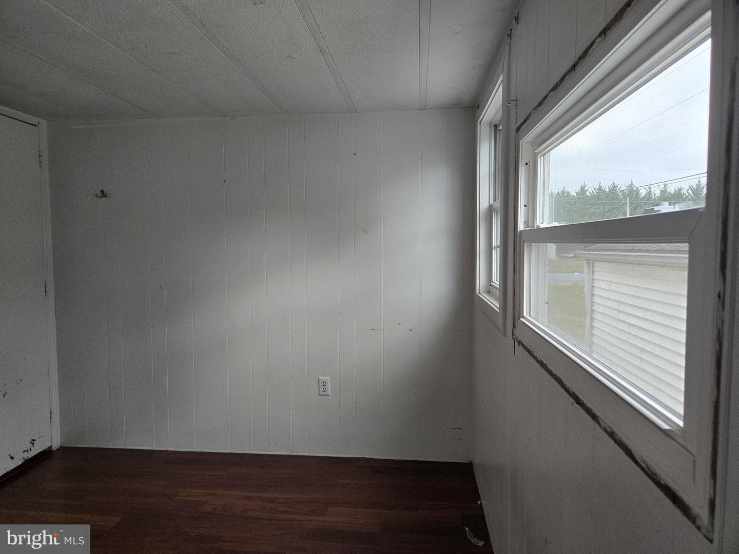 10750 Mapleton Road photo 19
