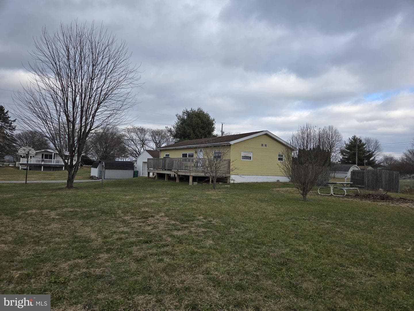 10750 Mapleton Road photo 2