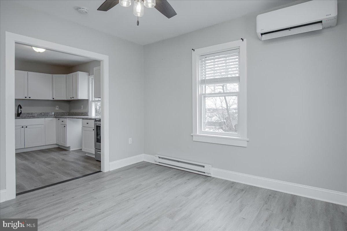 214 Mount Airy Avenue photo 4