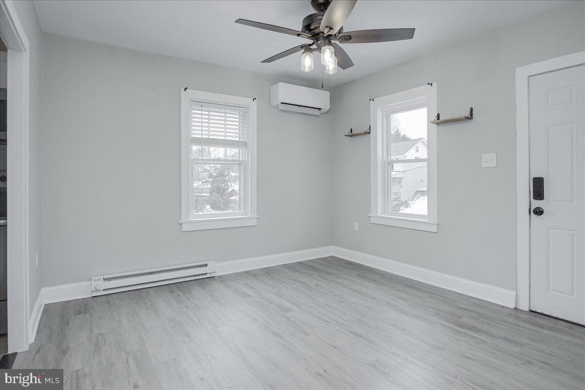 214 Mount Airy Avenue photo 5