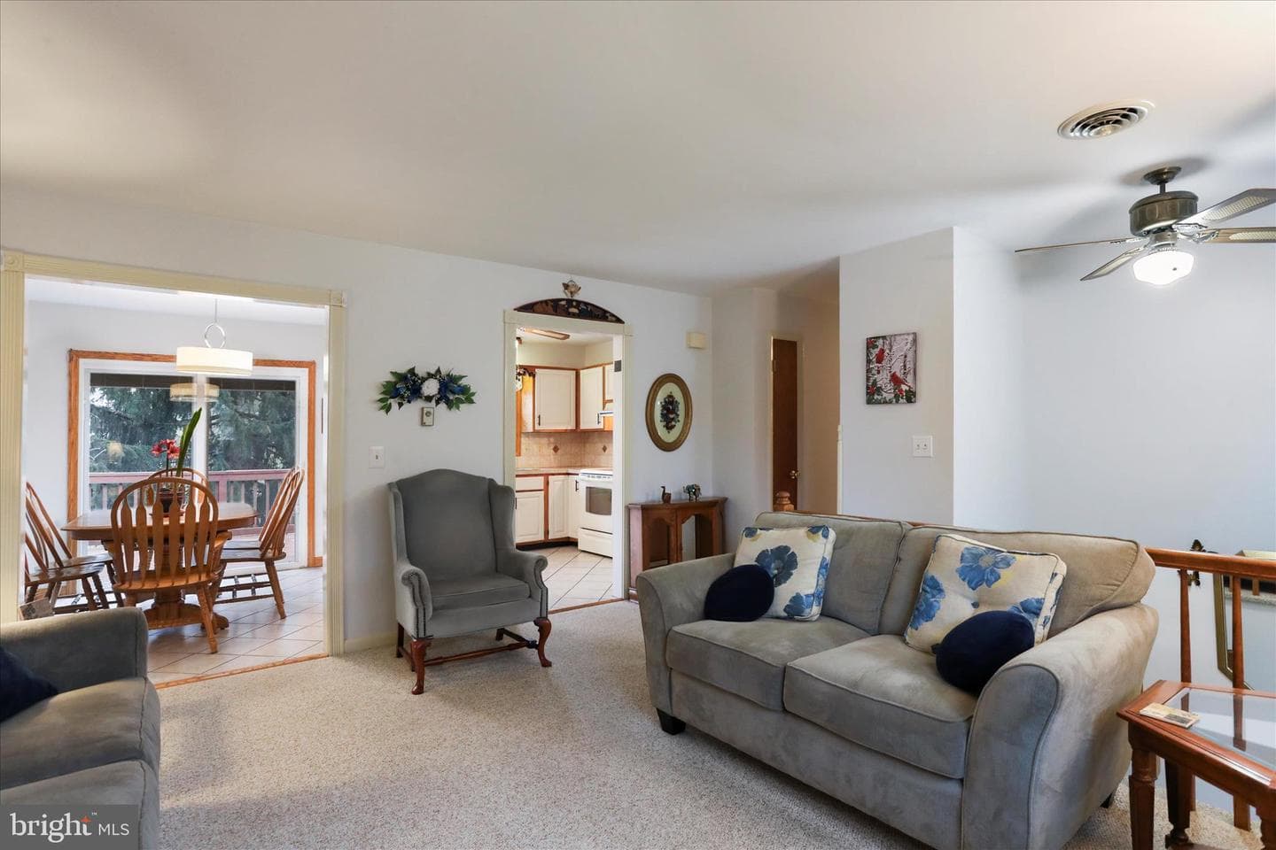 132 Jameslee Drive photo 13