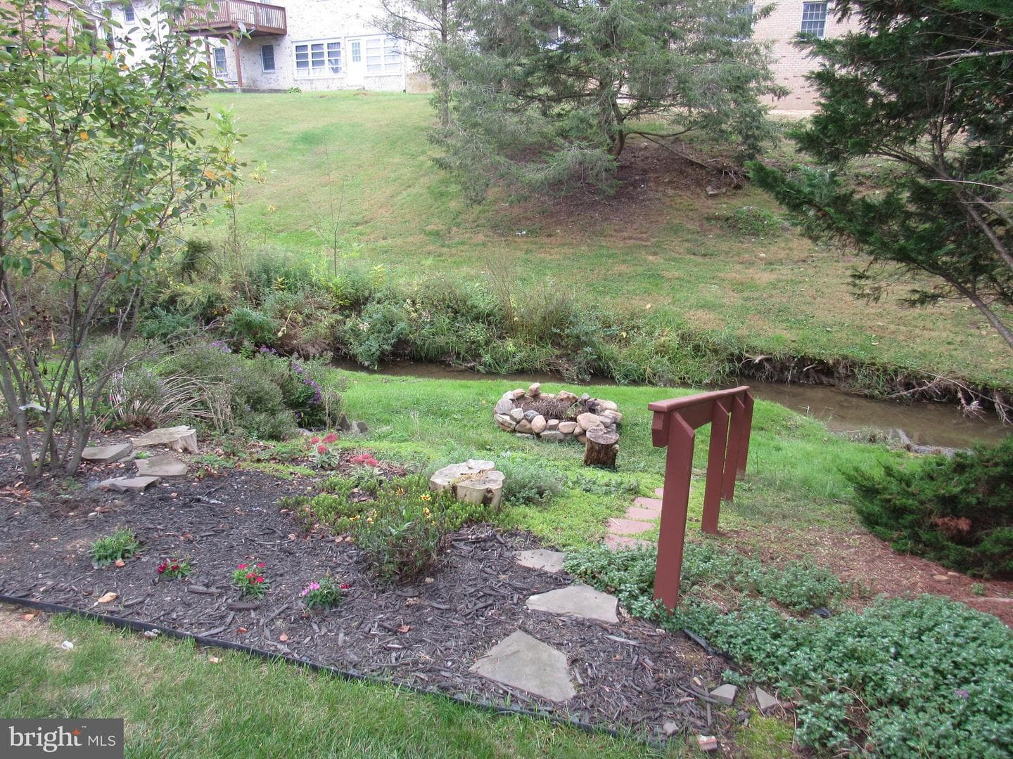 132 Jameslee Drive photo 5