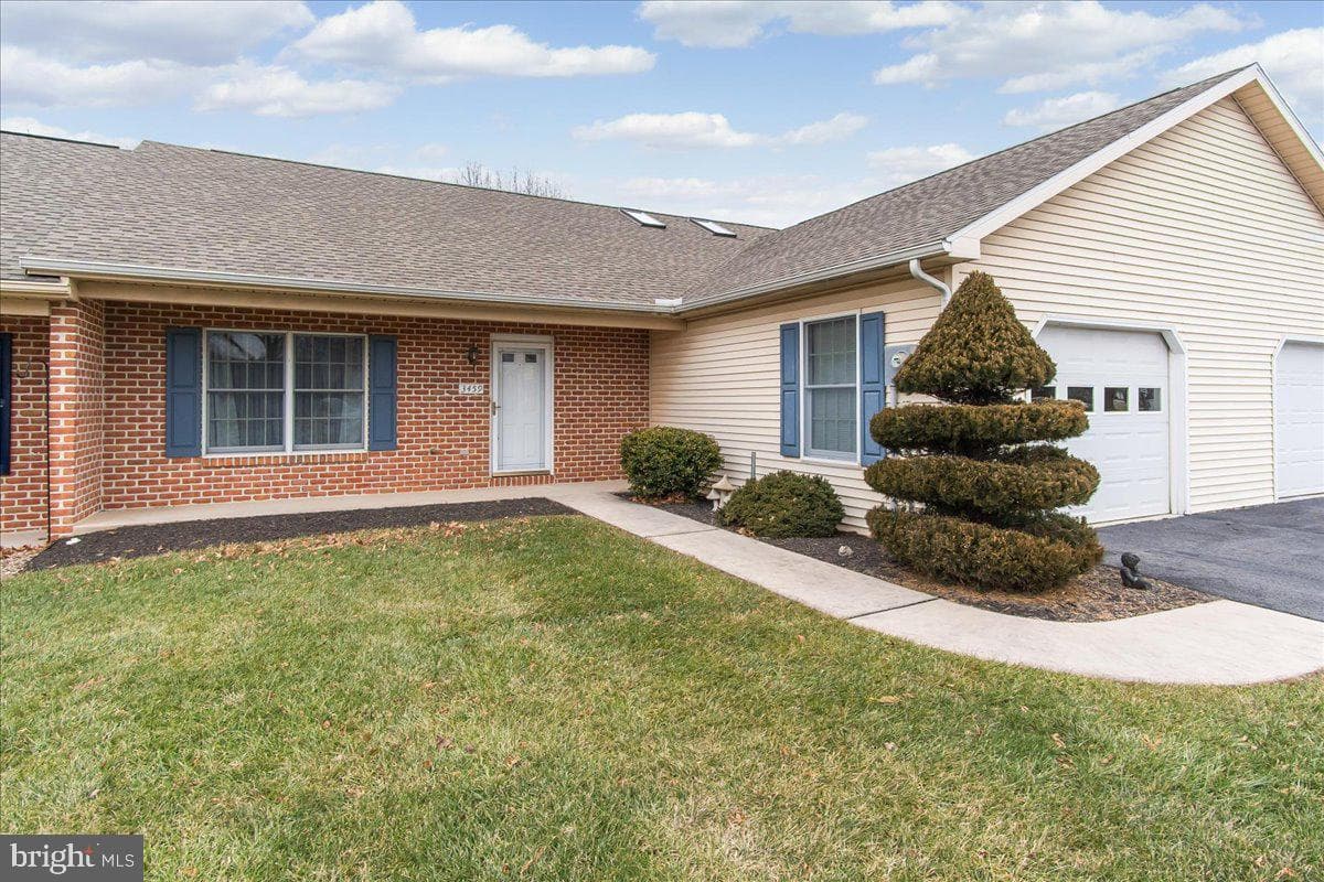 3459 Glen Eagles Drive photo 2