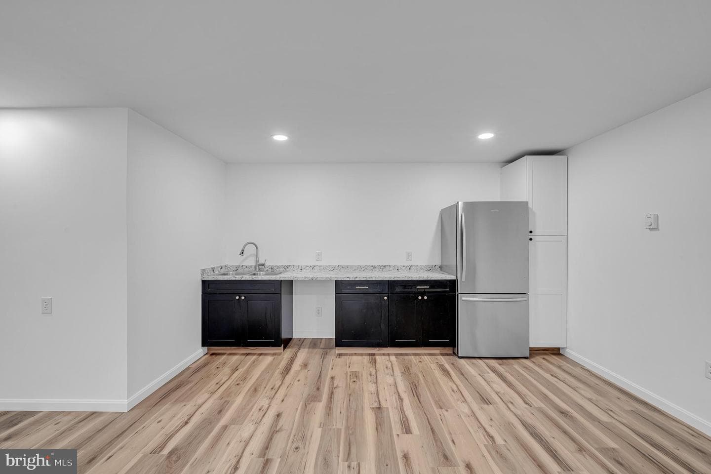 60 Armory Drive photo 17