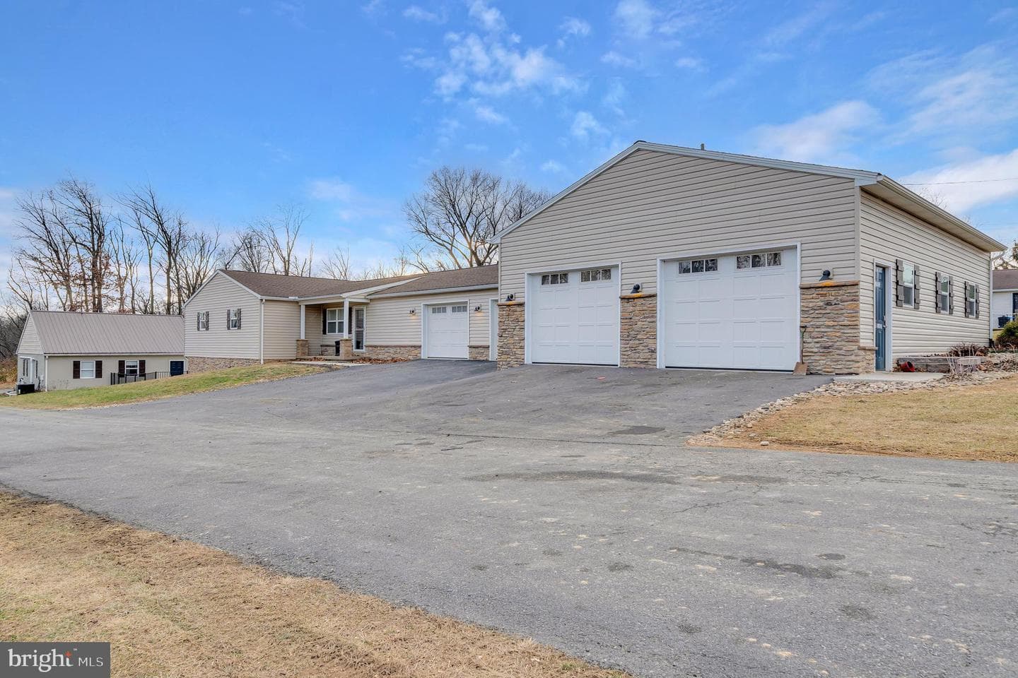 60 Armory Drive photo 40
