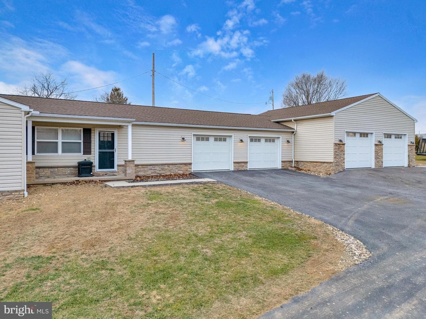 60 Armory Drive photo 41