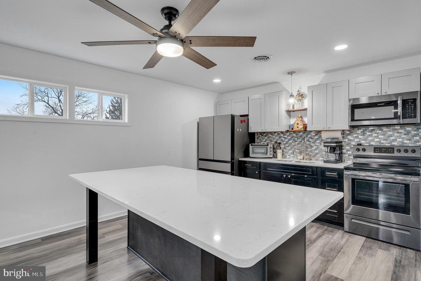 60 Armory Drive photo 5