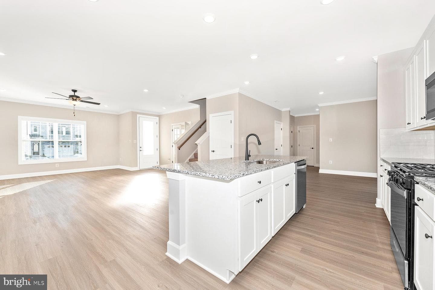 506 Abigail Ave photo 13