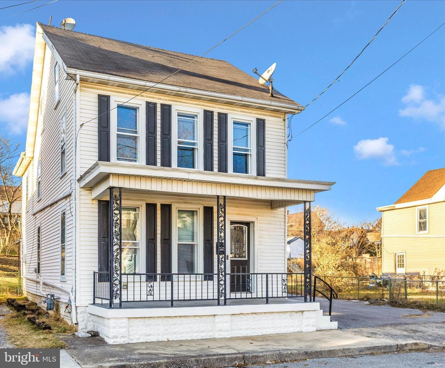 148 Hamilton Avenue photo 2