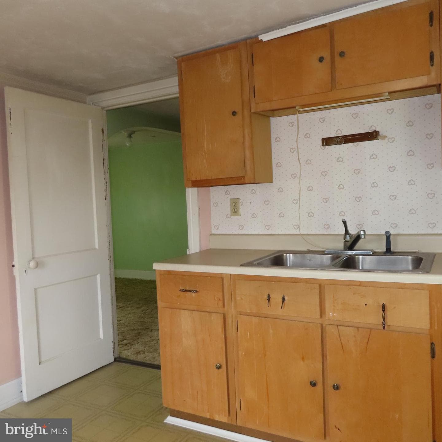 151 N Church Lane photo 39