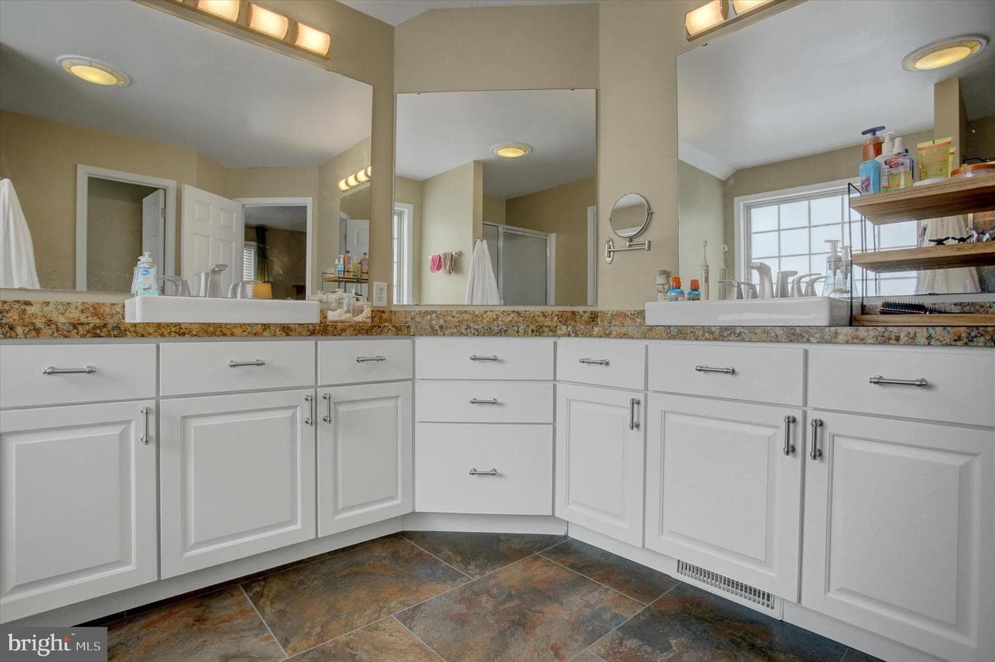 108 N Blackberry Lane photo 39