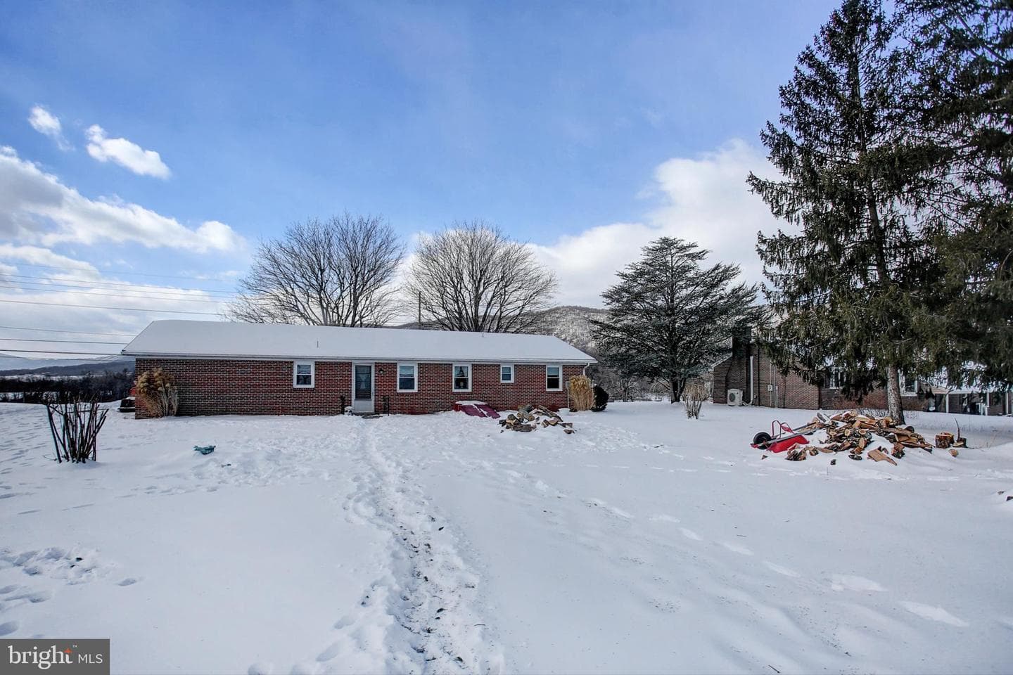 13339 W Buchanan Trail W photo 27