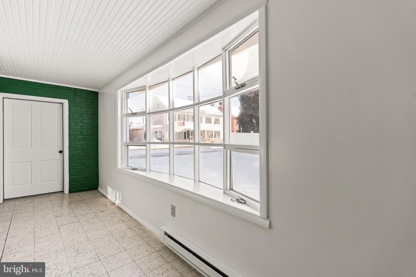 148 N Carlisle Street photo 27