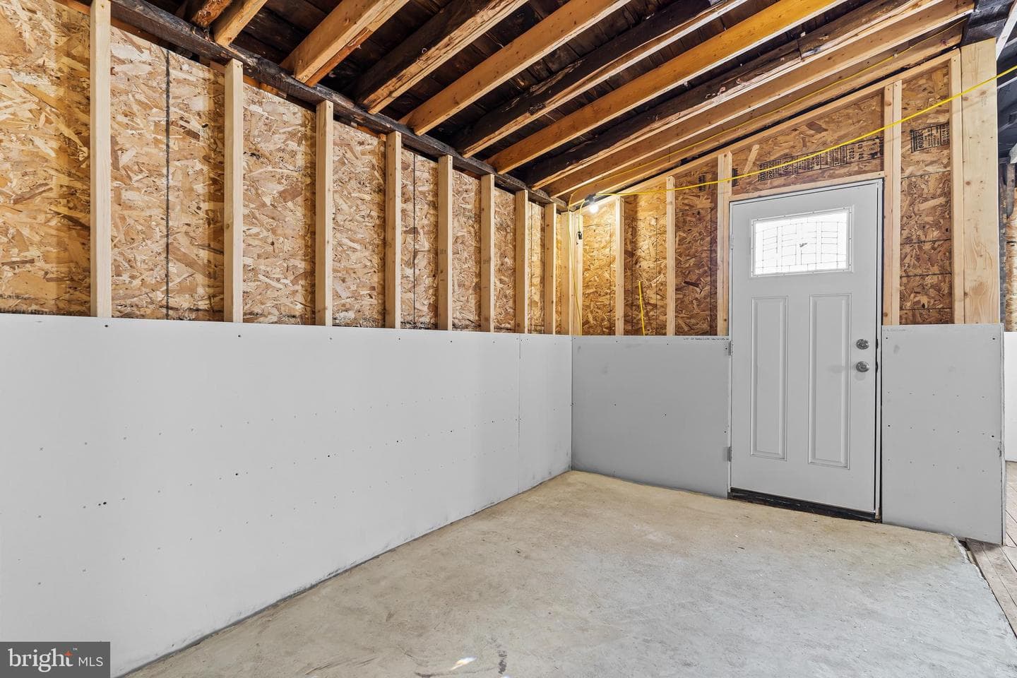 148 N Carlisle Street photo 41