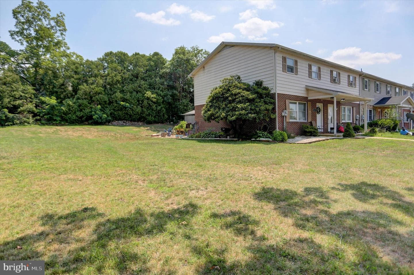 20 Surrey Drive photo 35