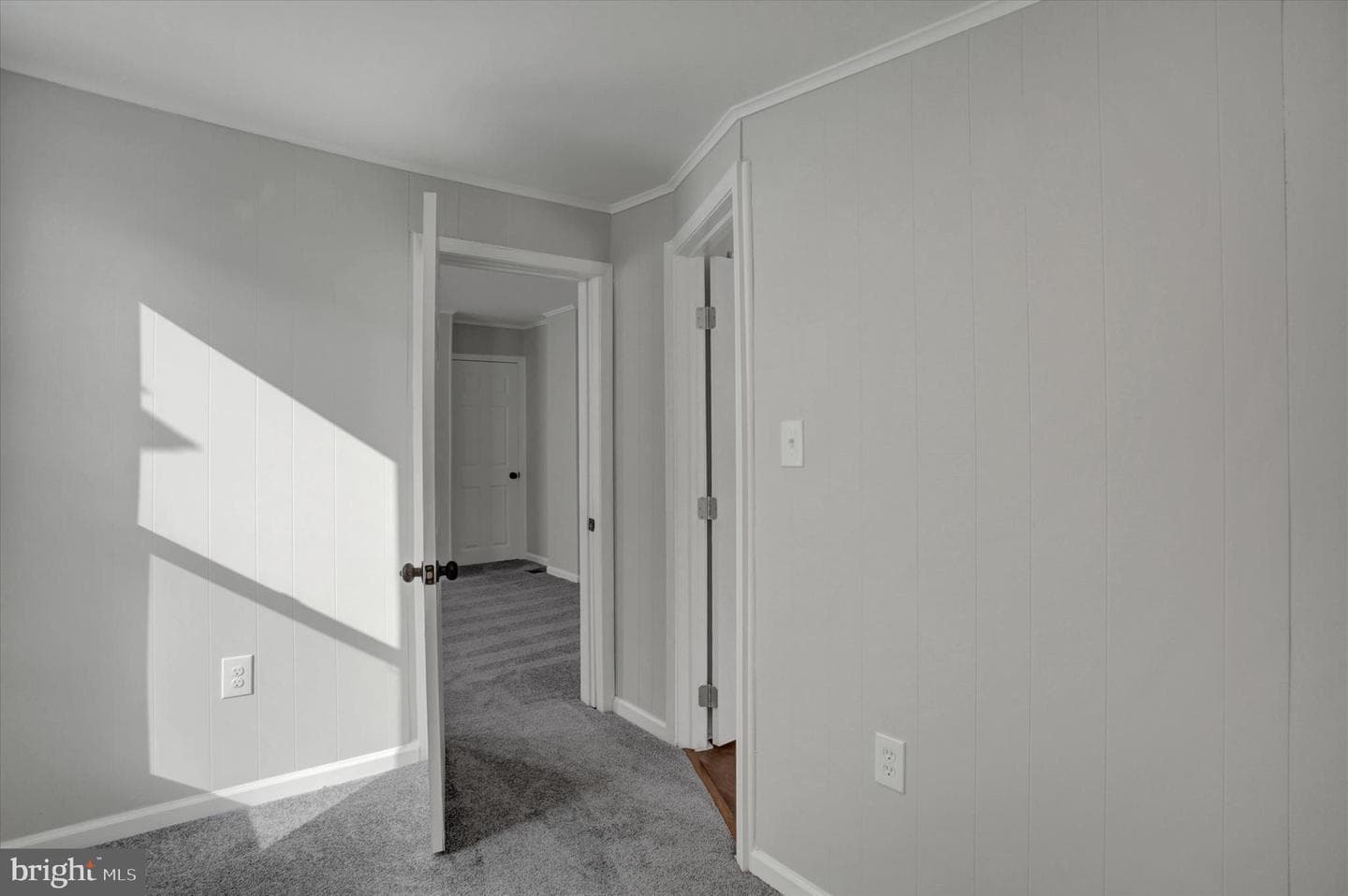 828 Broad Street photo 21
