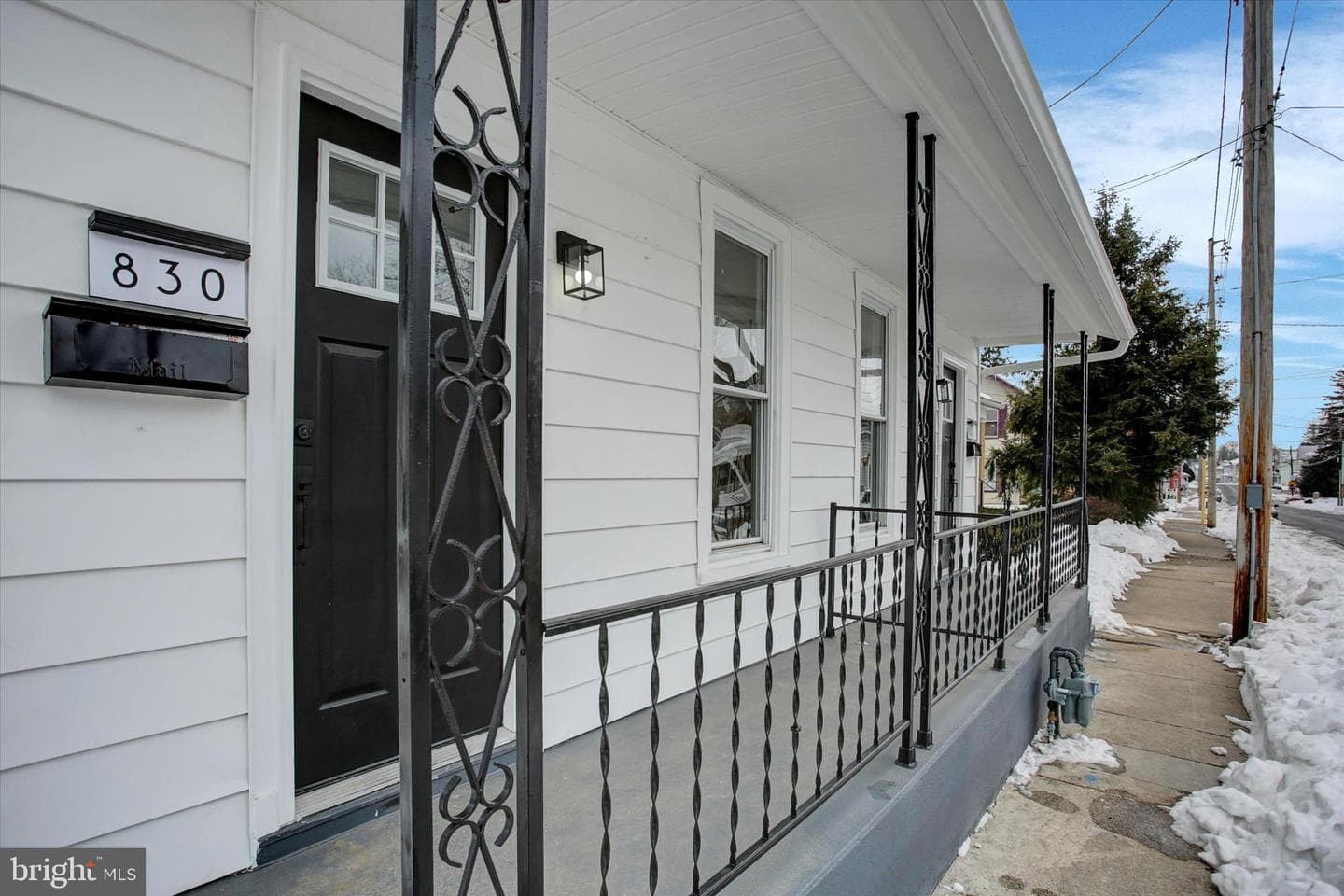 828 Broad Street photo 4