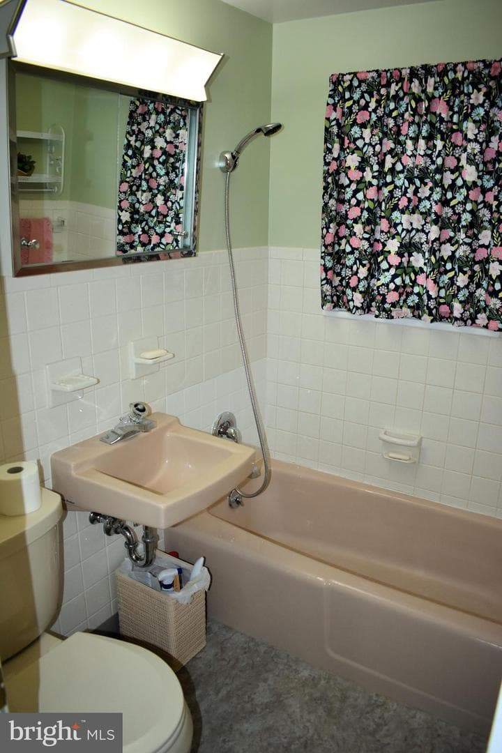 436 Grandview Avenue photo 13