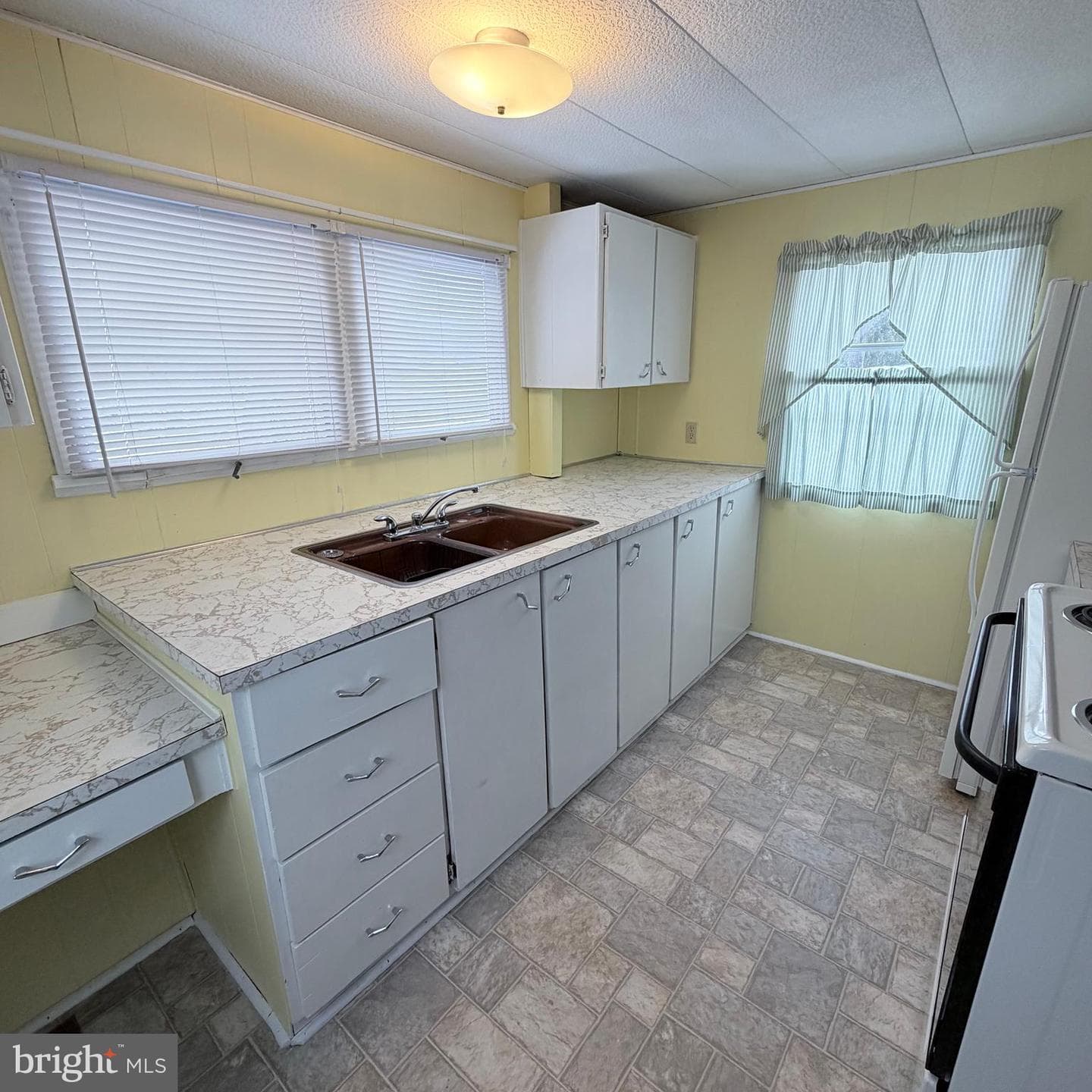 1437 Pleasant View Drive photo 17
