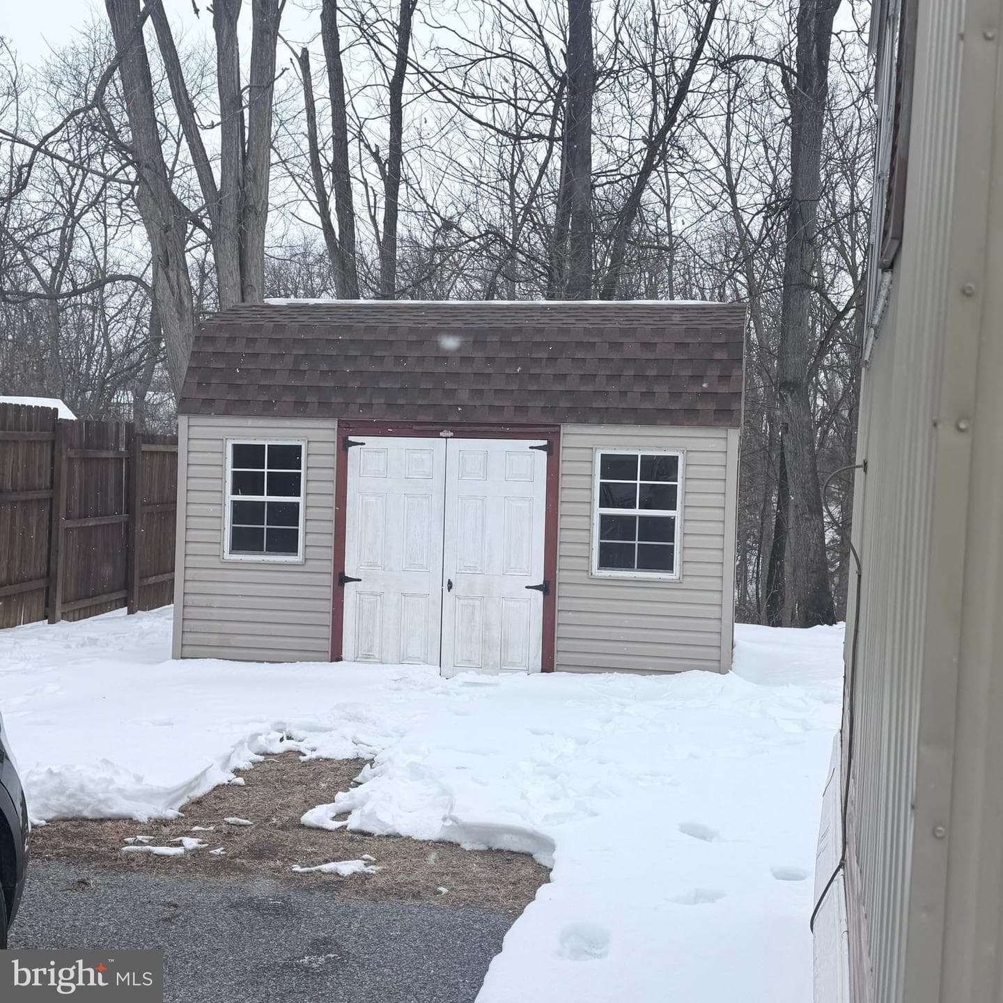 1437 Pleasant View Drive photo 5