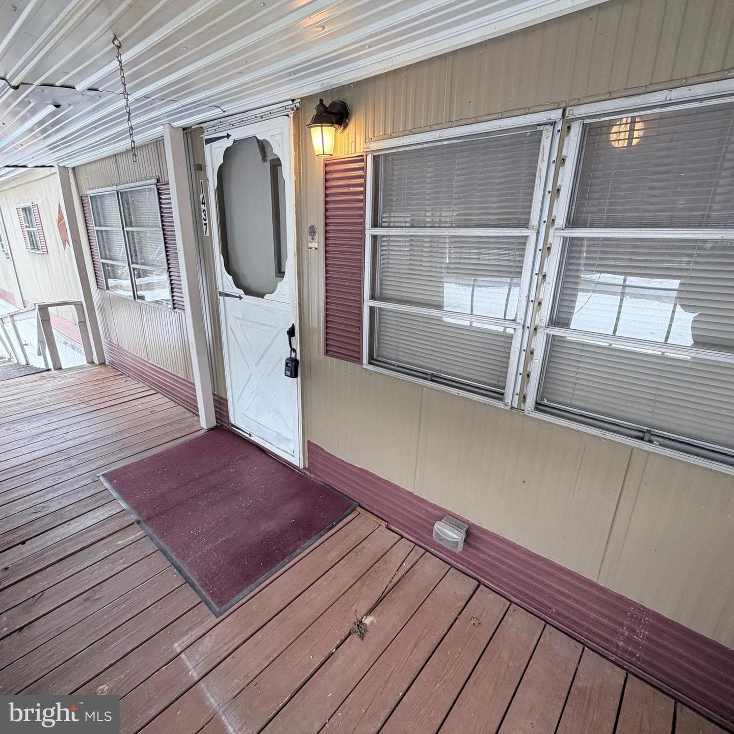 1437 Pleasant View Drive photo 8