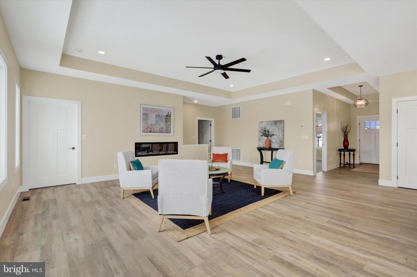 6195 Merion Drive photo 4