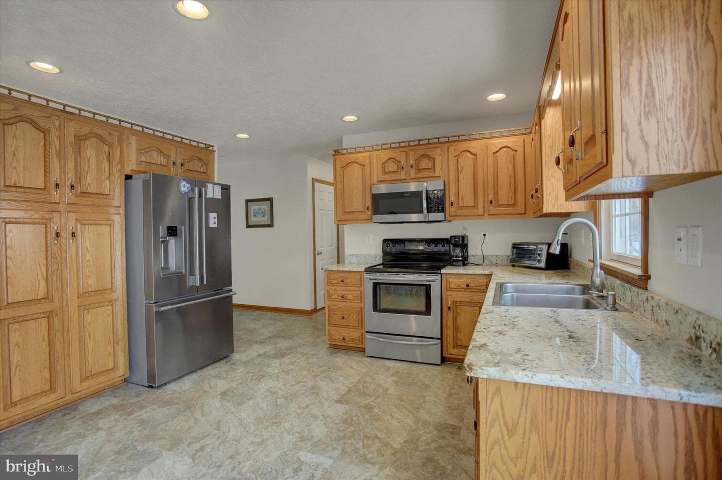 112 Baker And Russell Drive photo 13