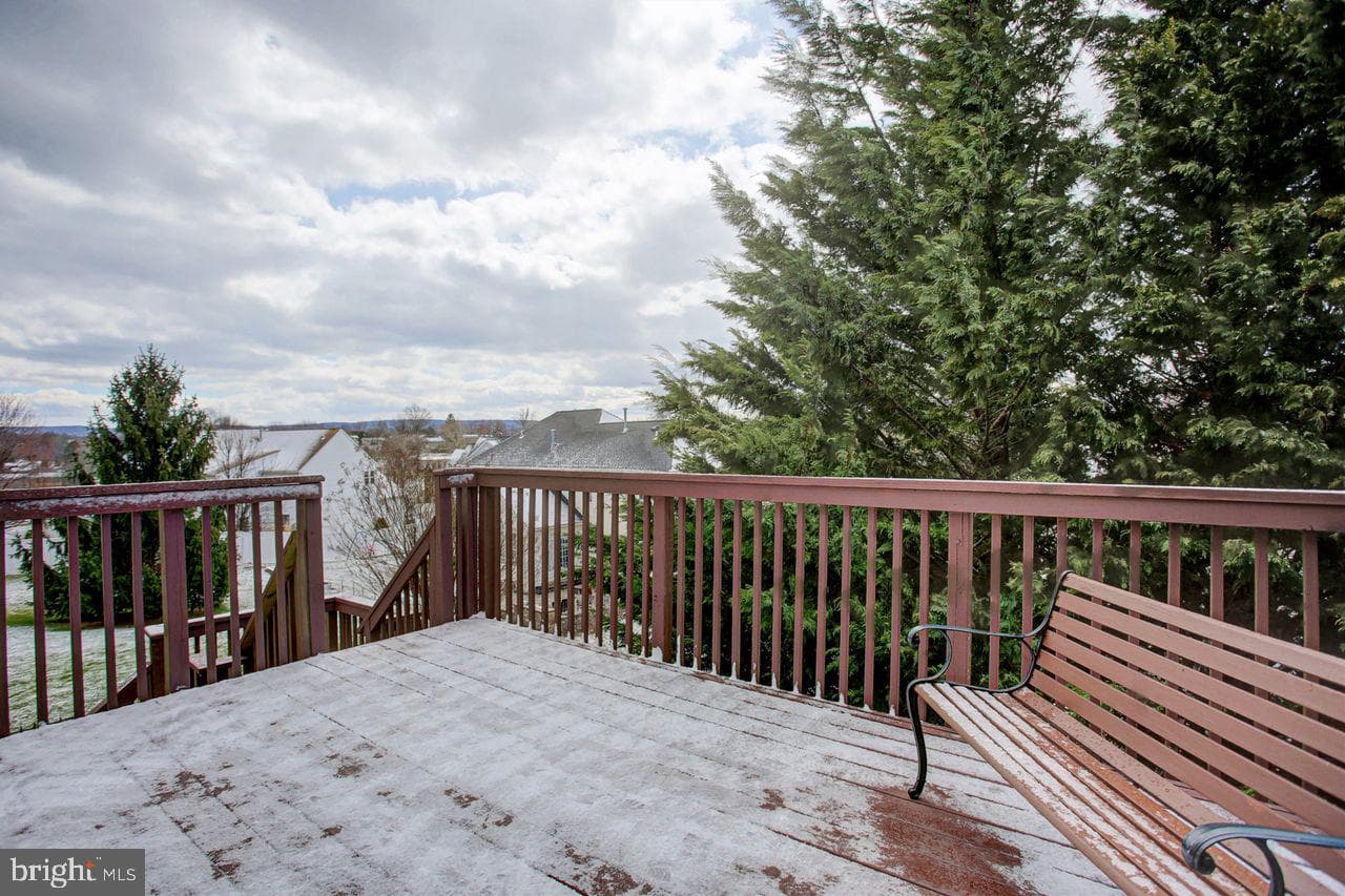 108 Bridle Hill Court photo 46