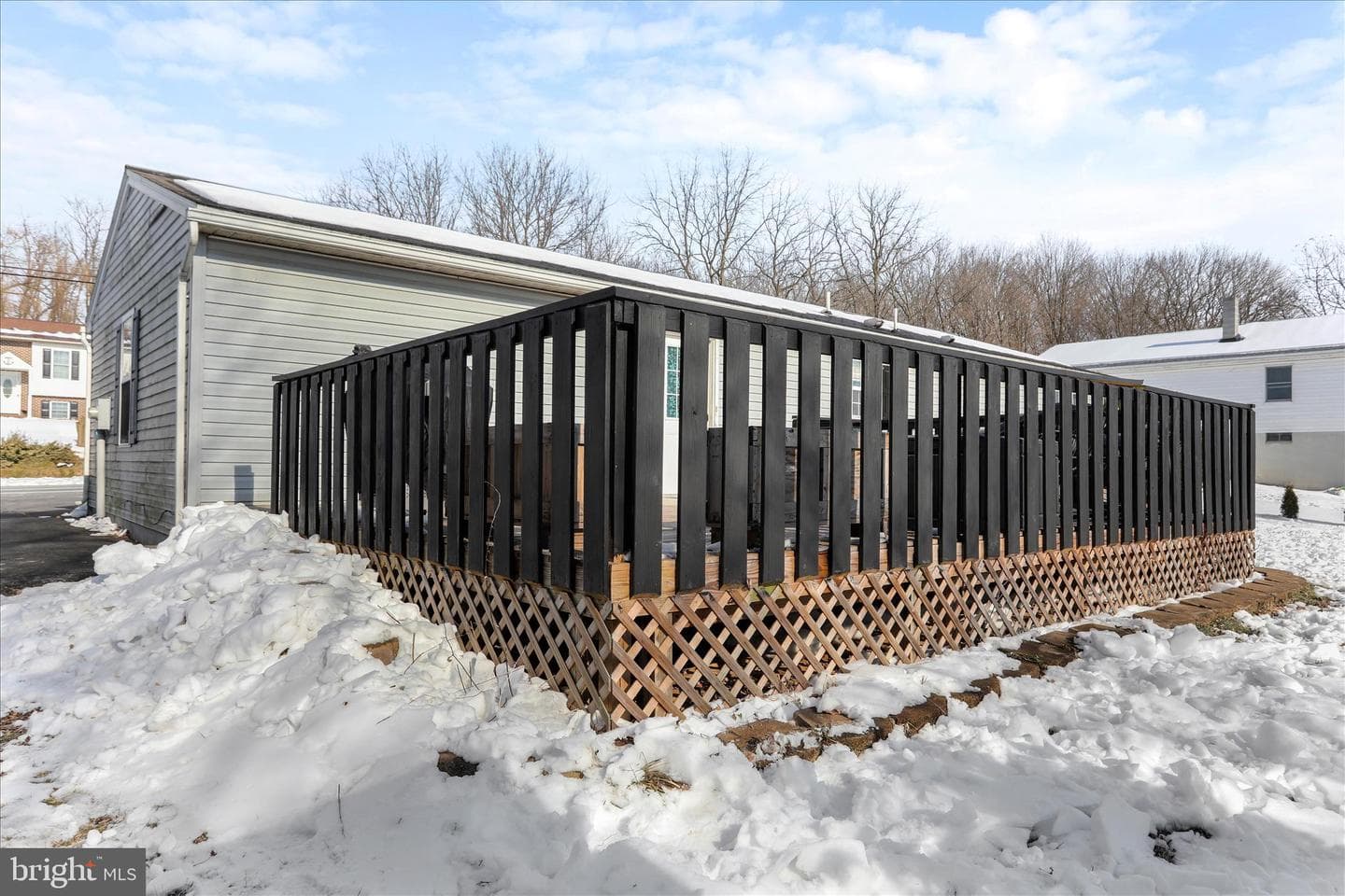 2828 Falling Spring Road photo 24