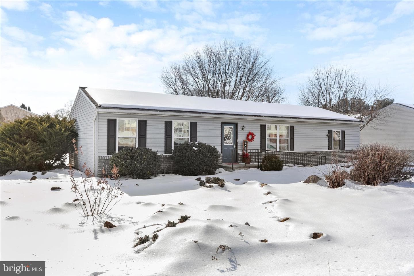2828 Falling Spring Road photo 4