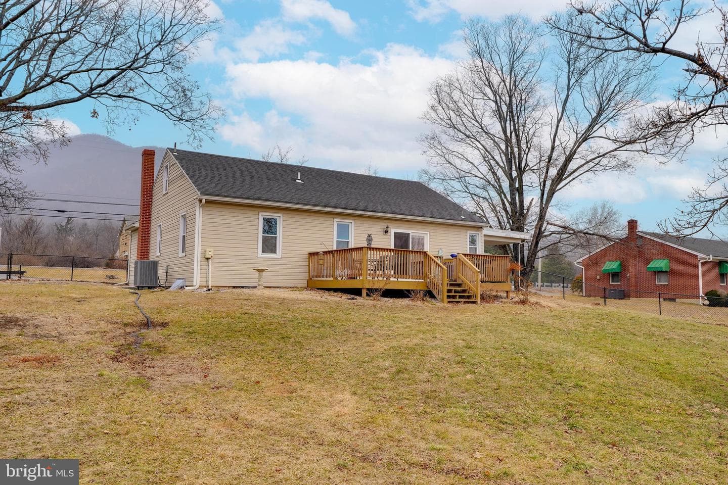 10808 Lincoln Way W photo 34