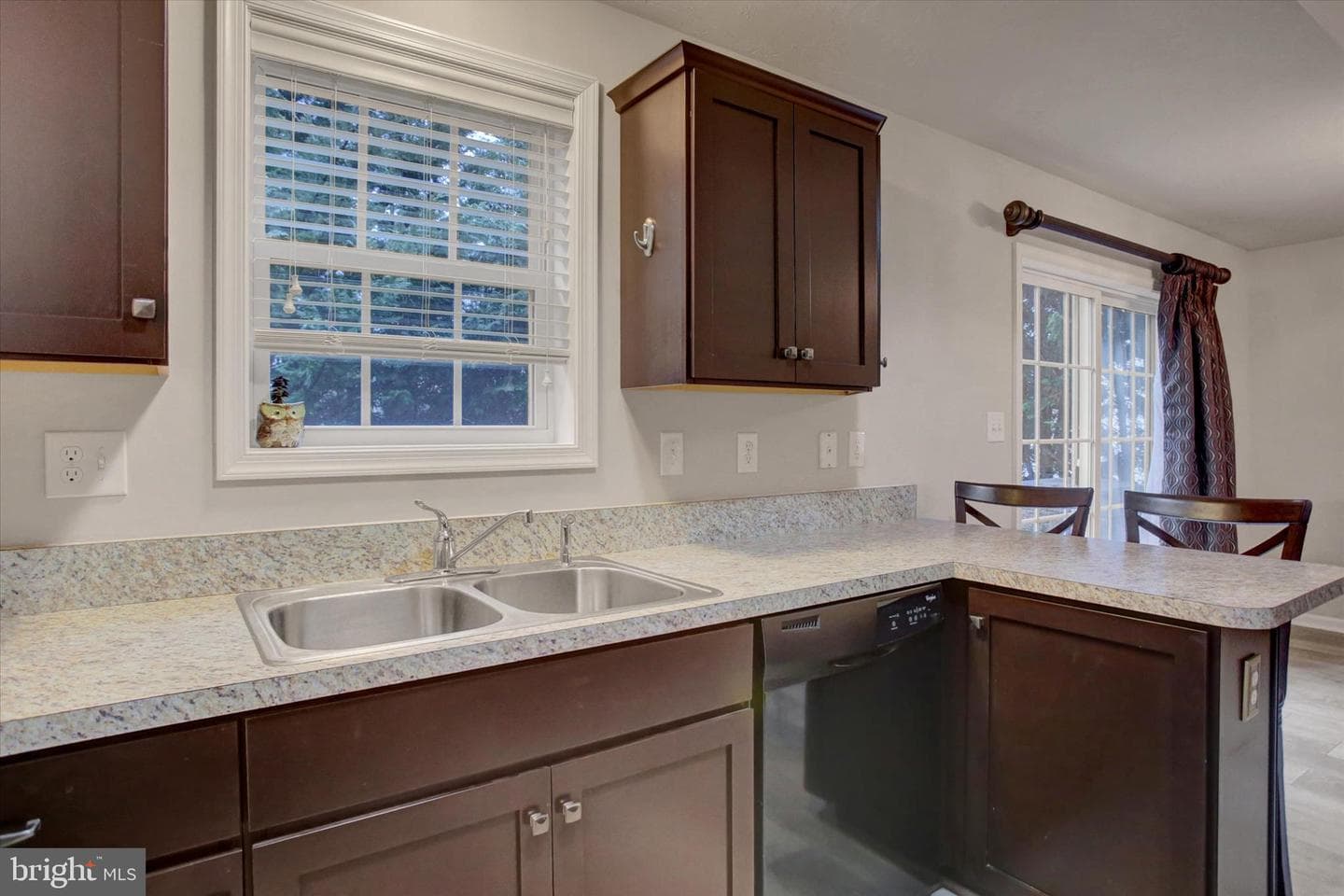3552 Mountain Shadow Garth photo 17