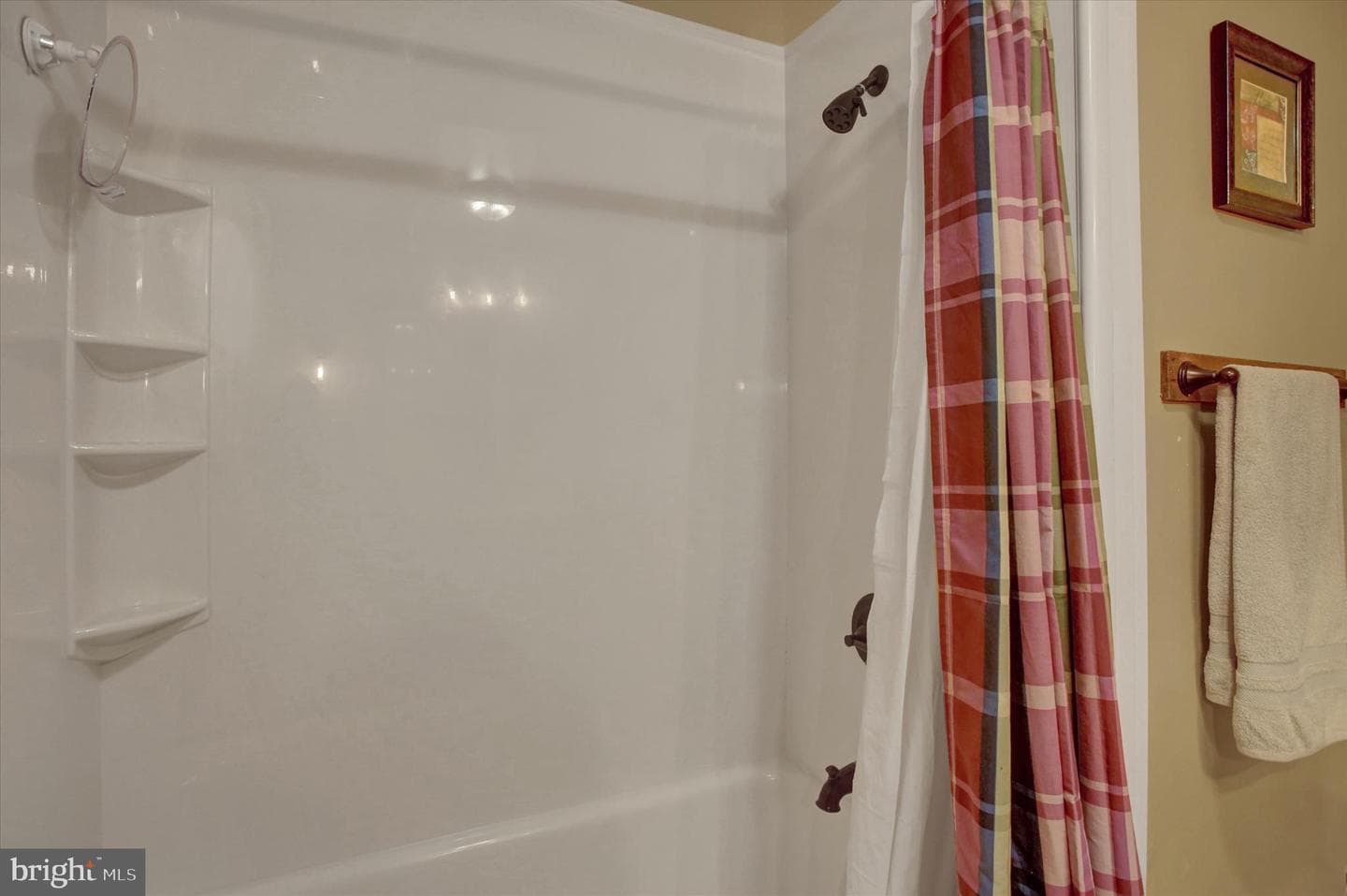 924 Blanchard Avenue photo 33
