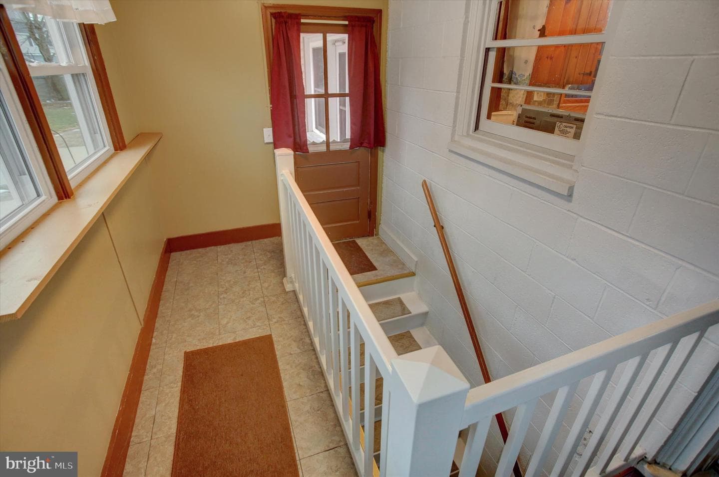 924 Blanchard Avenue photo 39