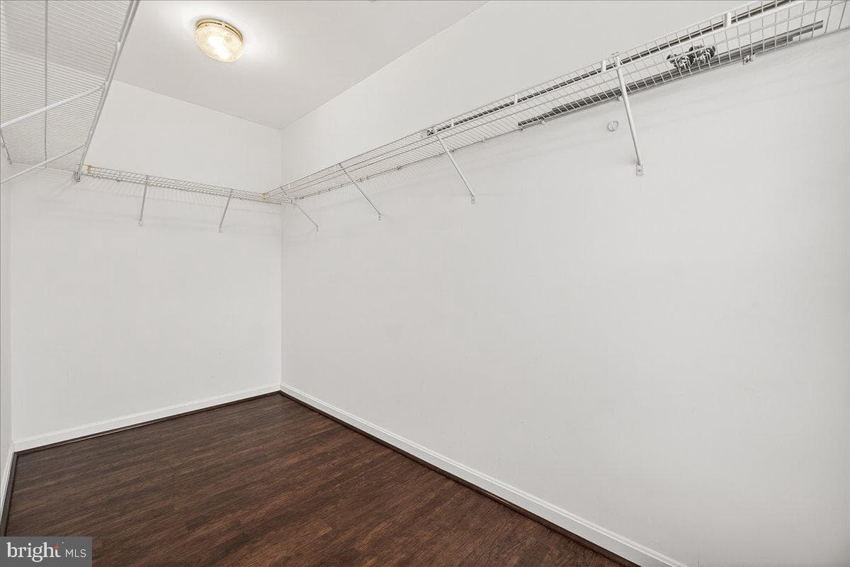603 N Shannon photo 31