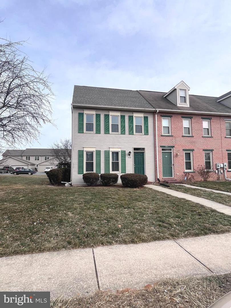 539 Bracken Drive photo 2