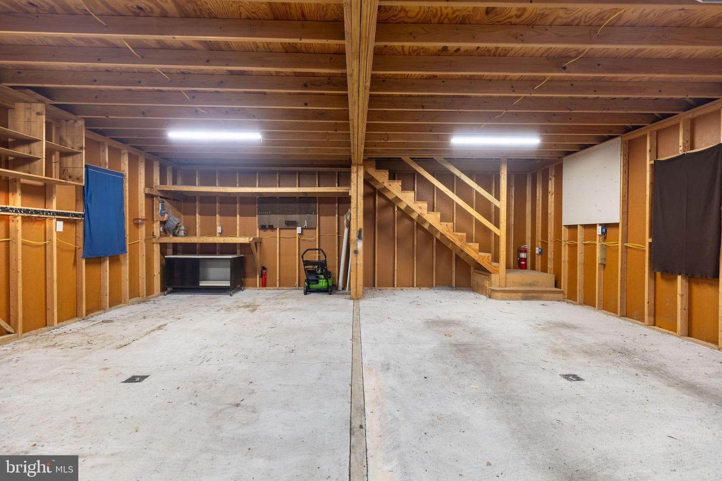 824 Fox Meadow Road photo 37
