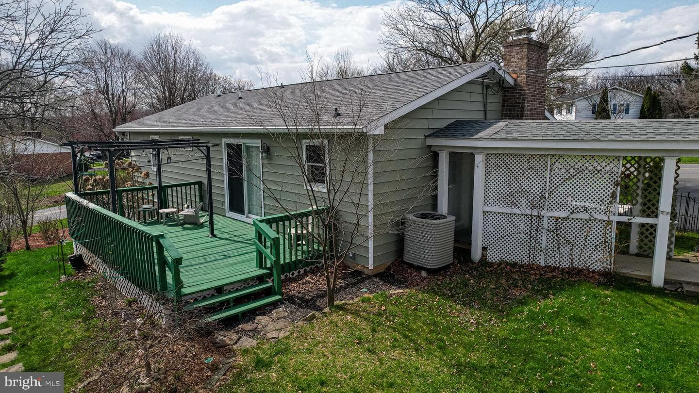 824 Fox Meadow Road photo 48