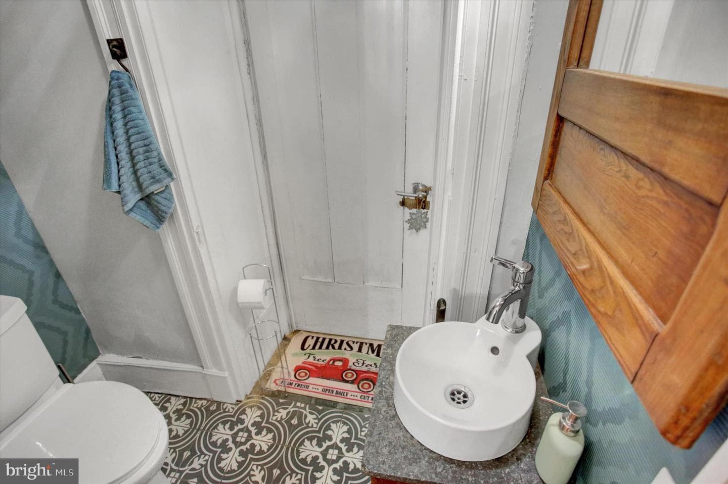 11230 Forge Hill Road photo 16